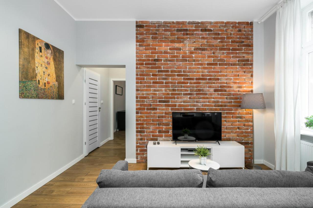 Old Town Apartment Garbary By Noclegi Renters Poznań Eksteriør bilde